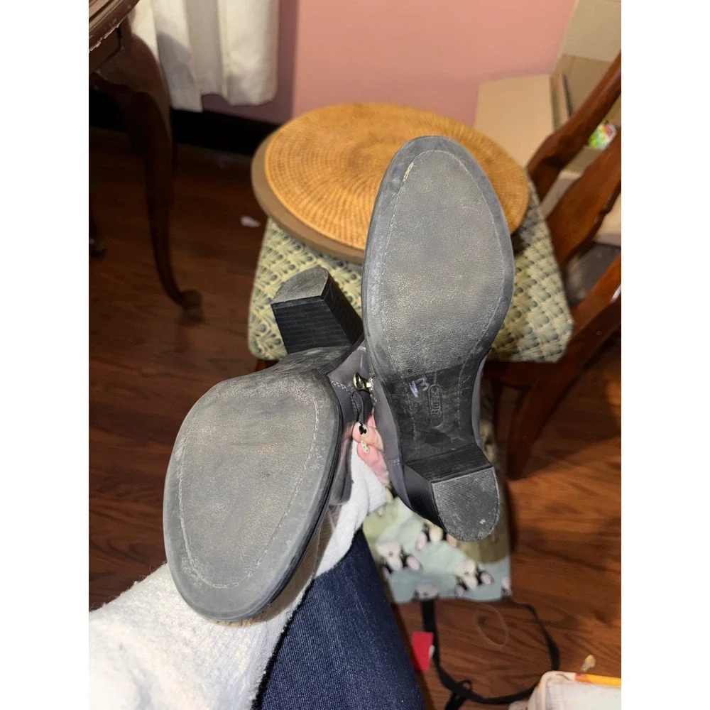 G.H. Bass Tiana Grey Faux Leather Ankle Booties Block Heel Shooties Womens 9M